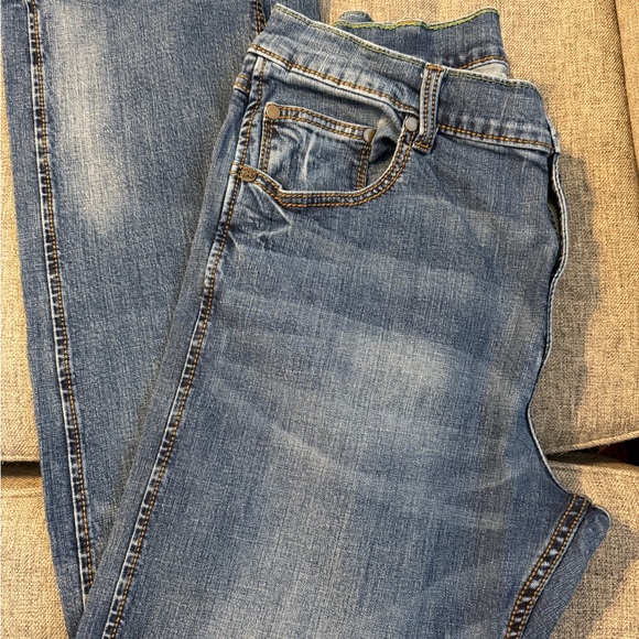 Wrangler Retro Medium Wash Distressed Blue Slim Straight Leg Jeans 38X32 VGUC - Picture 2 of 8